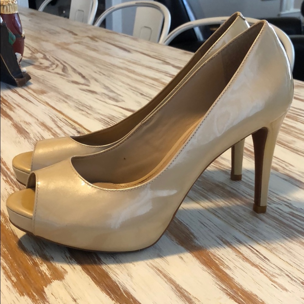 Heels up!!